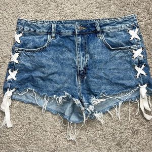H&M lace up shorts